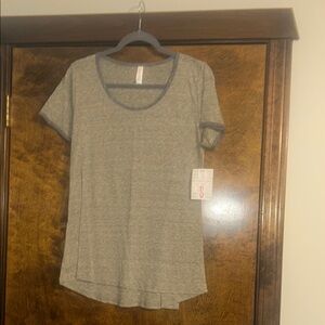 Gray Women's Short Sleeve Top